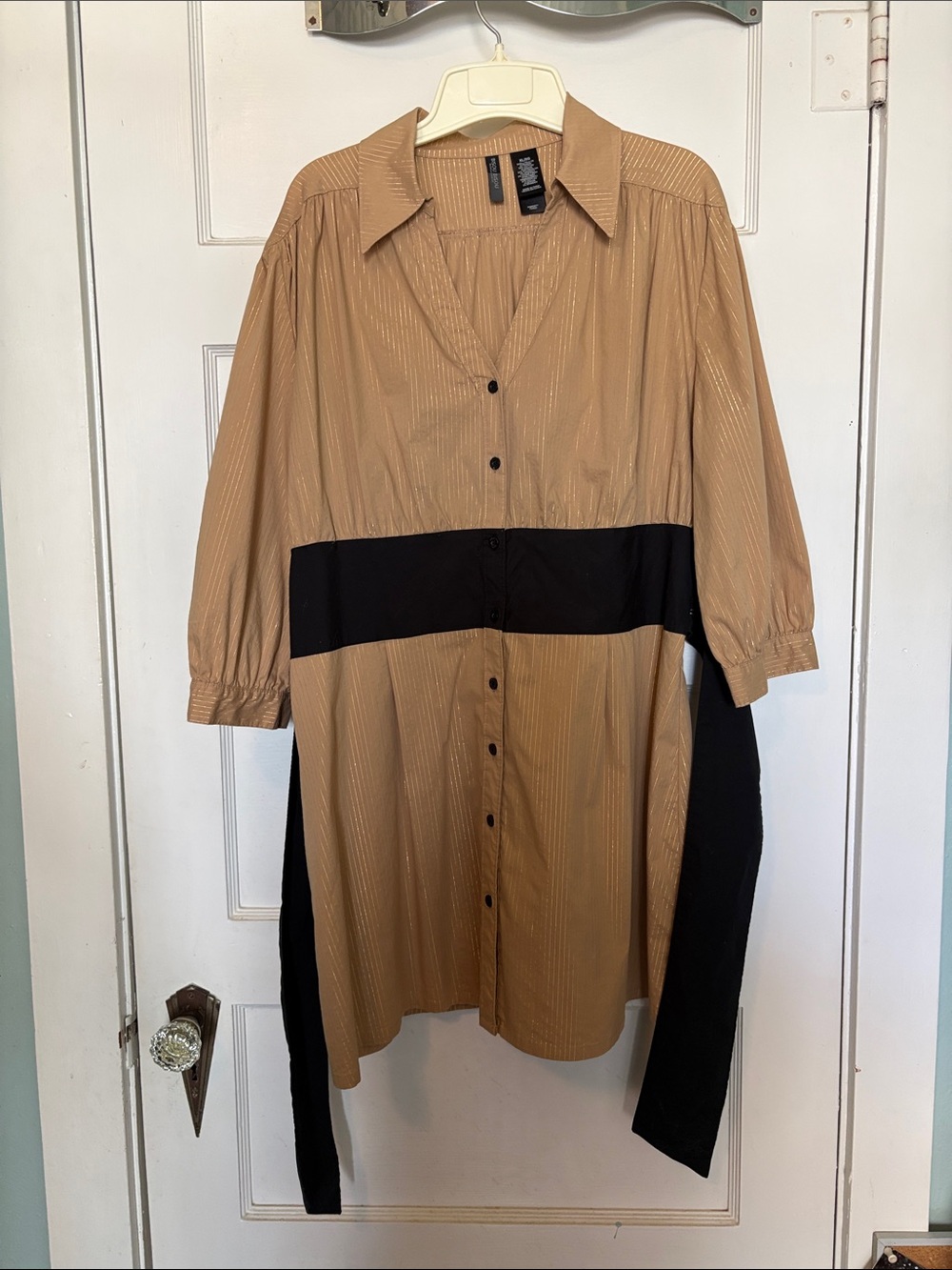 Bisou Bisou Relaxed Button-Front Shirt Dress in Camel and Black Size XL